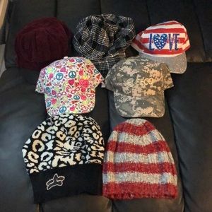 Hats & Beanies